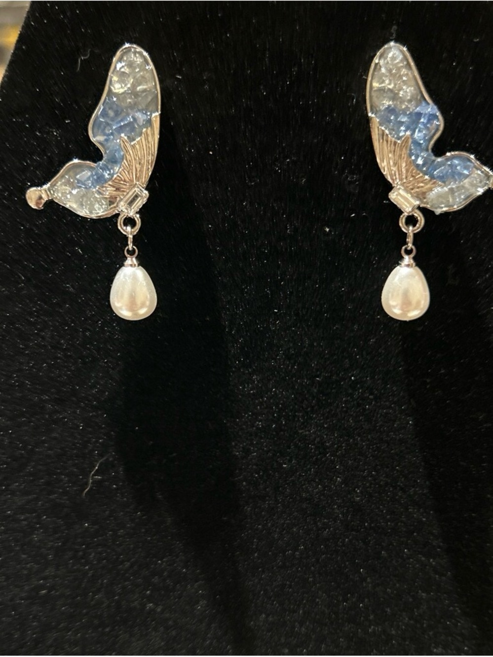 Silver-tone Blue Wing & Pearl stud Earrings